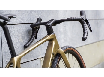 Bianchi Impulso COMP Shimano GRX 610 DISC 2X12S Terra Black Glossy